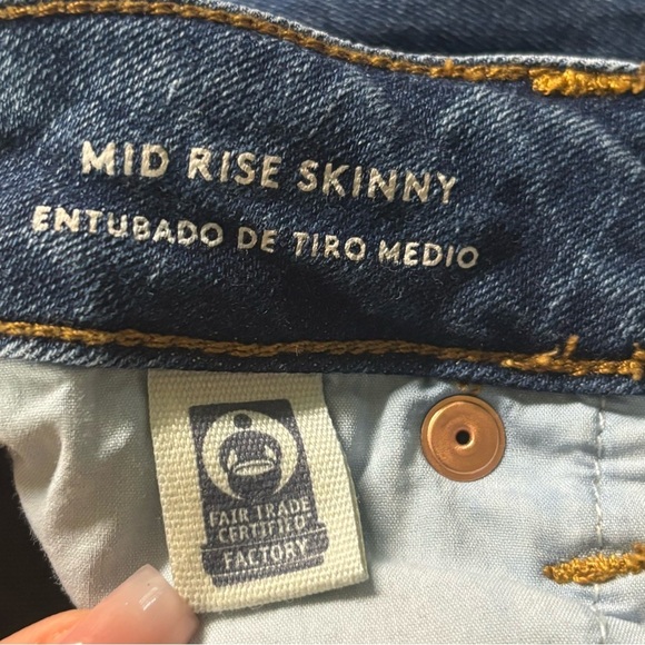 Universal Thread Blue Skinny Jeans Distressed - Picture 4 of 5